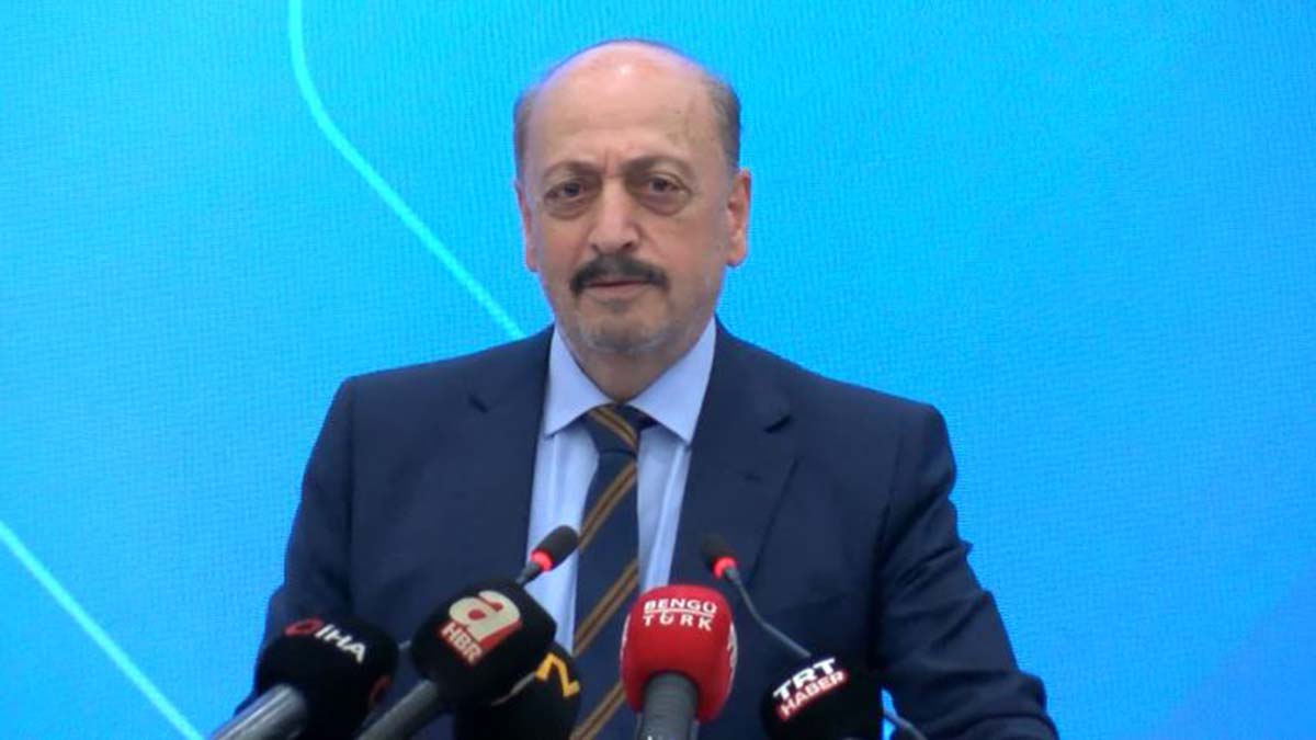 Her ailenin kapısında otomobili var