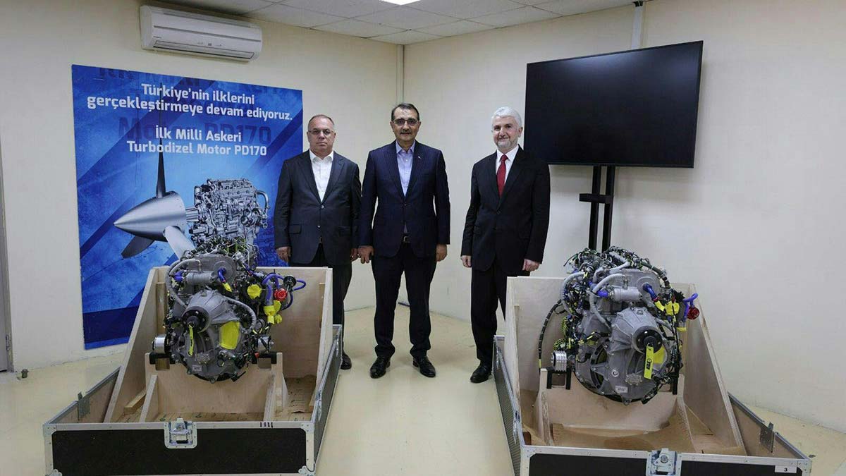 Bakan Dönmez TUSAŞ Motor'u ziyaret etti