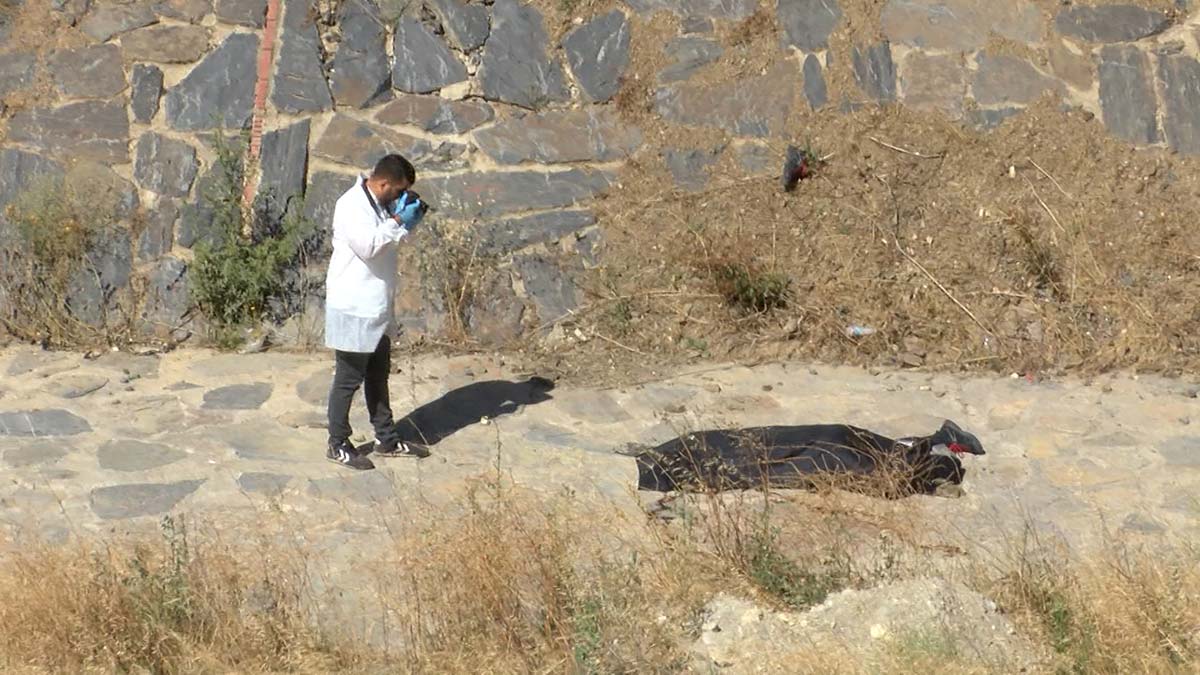 Viyadük altında ceset bulundu