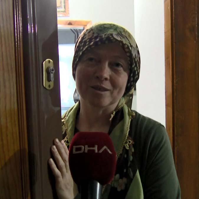 Gaziosmanpaşa'da Tugay Turgut boşanmak isteyen eşini ve kayınvalidesini öldürdü, bir polis memurunu da yaraladıktan sonra yapılan operasyon sonucunda vurularak gözaltına alındı.