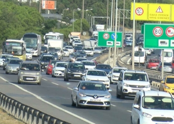 Çamlıca Gişelerinde trafik artmaya başladı