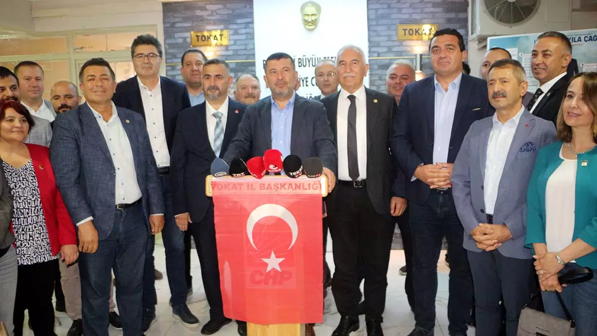 Asgari ücret, açlık sınırı 6 bin 585 liranın altında olmamalı