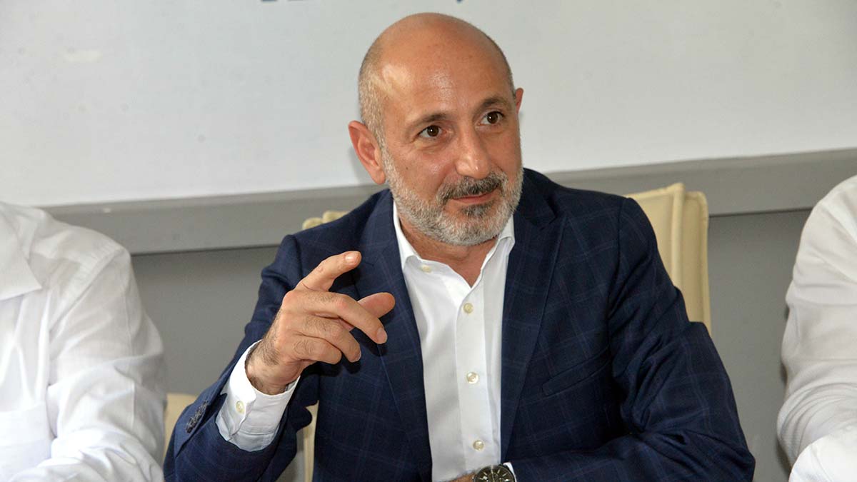 25 yıl yönetenin suçu yok mu?