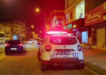 Adana'da düğün salonunda kavga; 2 yaralı