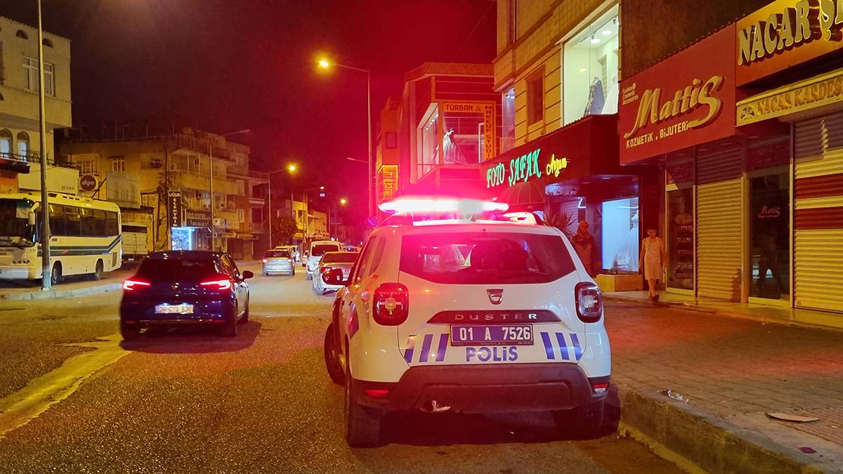 Adana'da düğün salonunda kavga; 2 yaralı