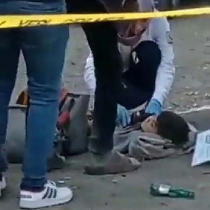 Dur ihtarına uymayınca ateş açıldı; 12 yaralı var