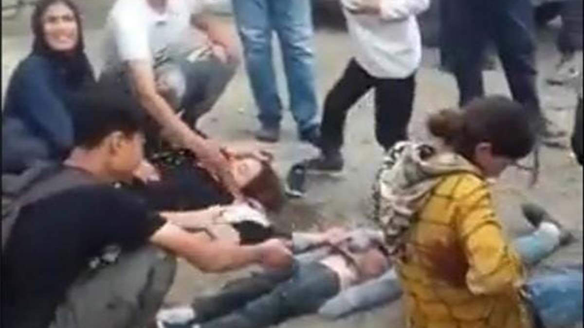 Dur ihtarına uymayınca ateş açıldı; 12 yaralı var