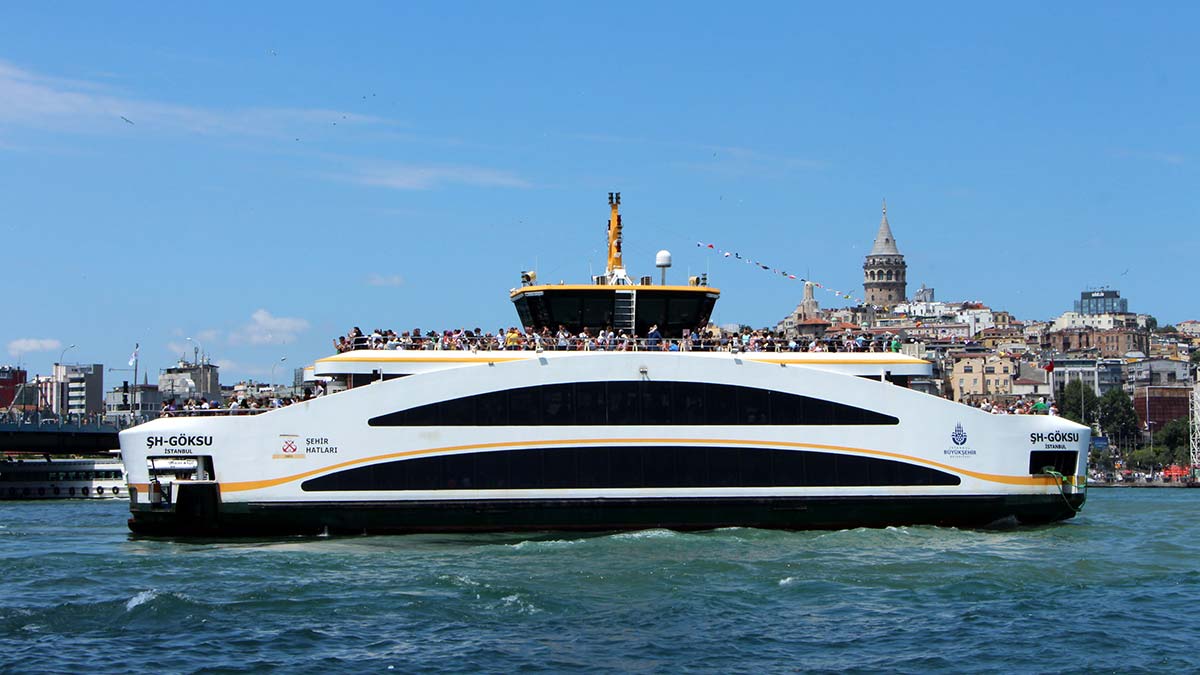 Eminönü'nde vapur seferlerinde yoğunluk yaşandı