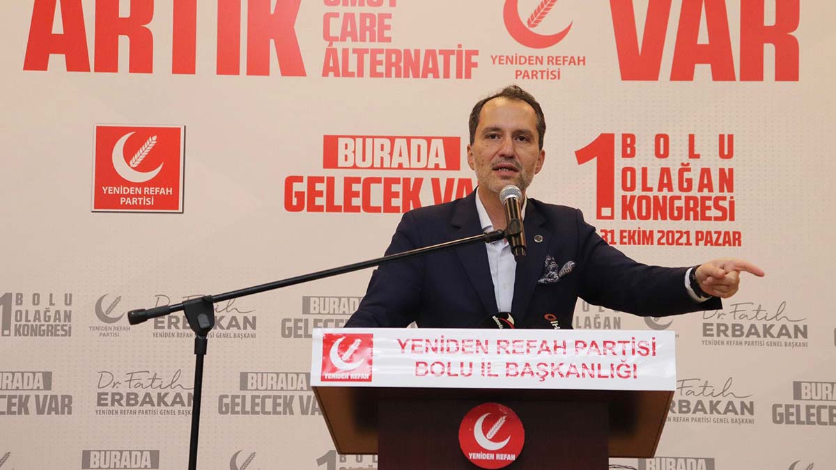 6'lı masadan gelen çatırtılar duyulmaya başladı