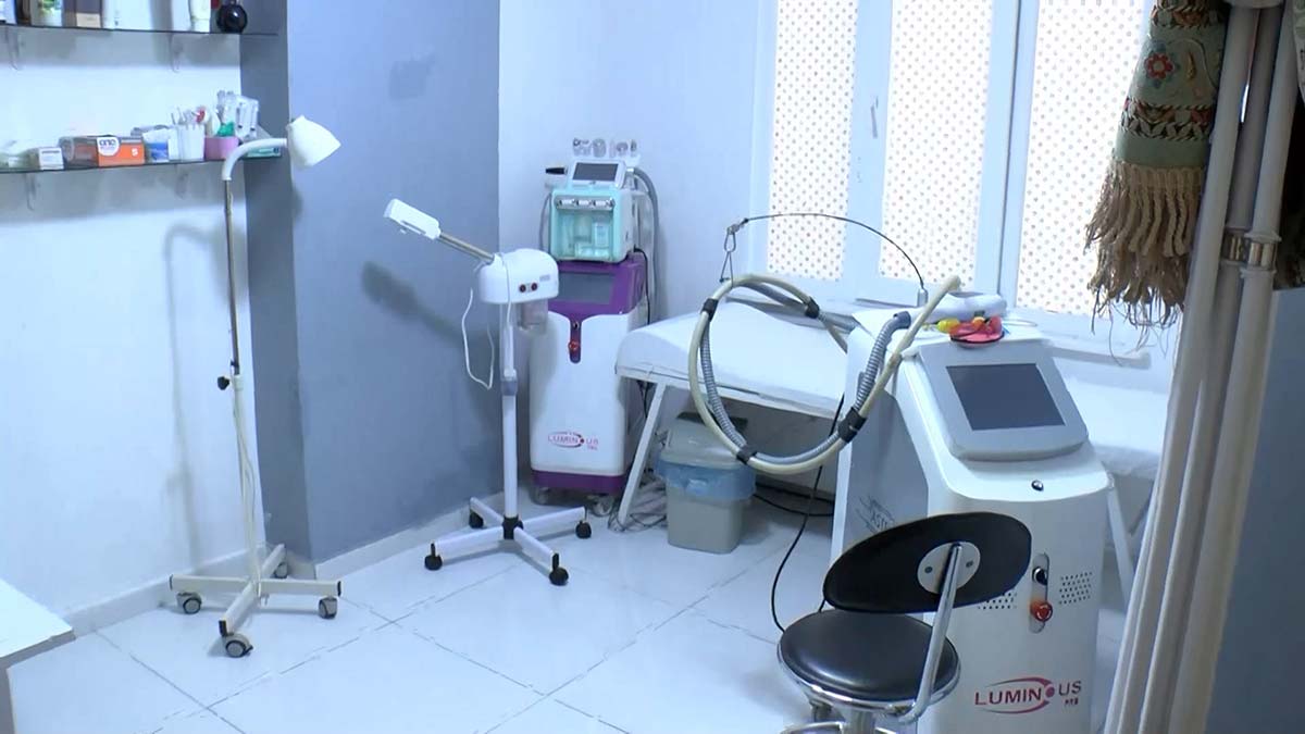 Ruhsatsız ağız ve diş sağlığı muayenehanesine baskın