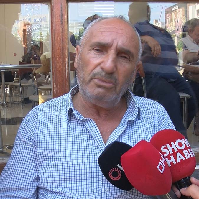 Esenyurt'ta ölü sayısı 4'e yükseldi... Ömer Orak'ın yaklaşık 3 yıldır işsiz olduğunu söyleyen dayısı İsa Kuş, "Sabaha kadar internet oyunlarıyla vakit geçiriyordu" dedi.