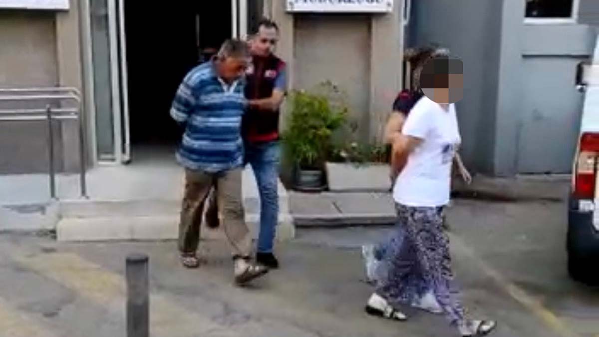 İzmir'de koca dehşeti; Eşini öldürüp oğlunu aramış