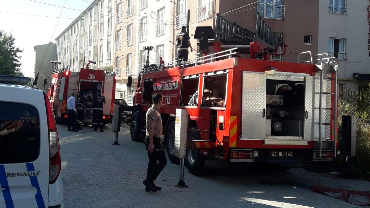 Evinde yangın çıktı, mutfakta ölü olarak bulundu