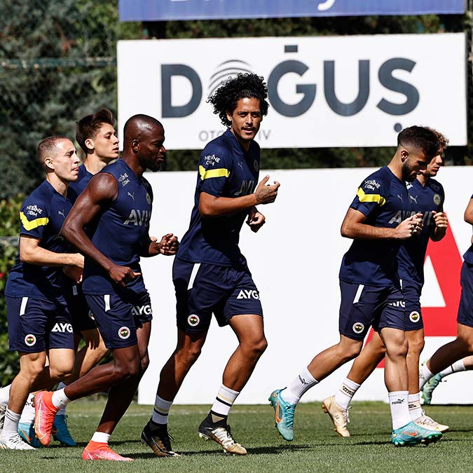 Fenerbahçe Dinamo Kiev maçına hazır
