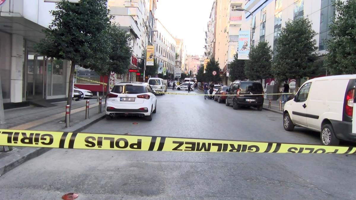 Güngören'de şüpheli paket paniği