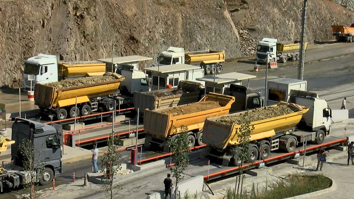 Hafriyatçılar kontak kapattı