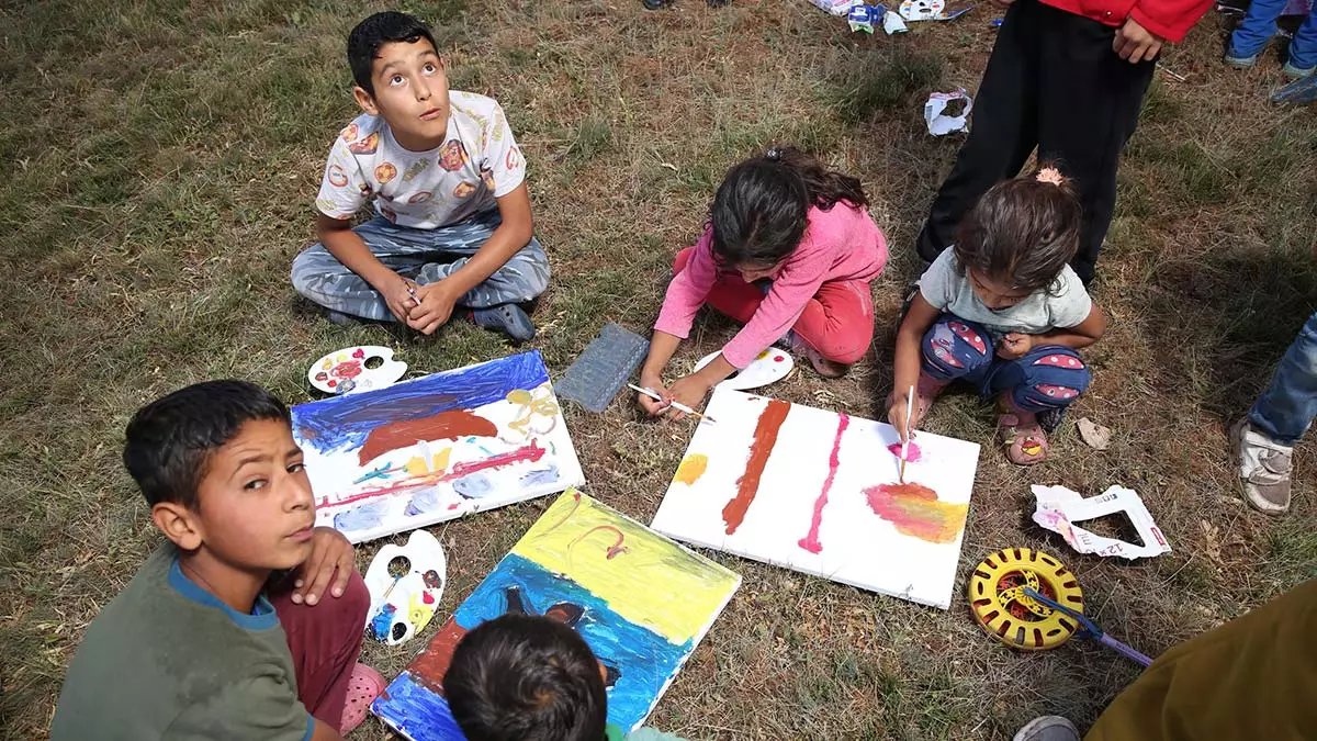 Ressam i̇smail acar'ın nuh sergisi, ağrı’nın doğubayazıt ilçesinde bulunan i̇shak paşa sarayı’nda açıldı. Toplam 40 eserin bulunduğu sergide i̇smail acar’ın ağrı dağı’na atfen yaptığı 'nuh' ismini verdiği dijital art çalışması büyük ilgi gördü.