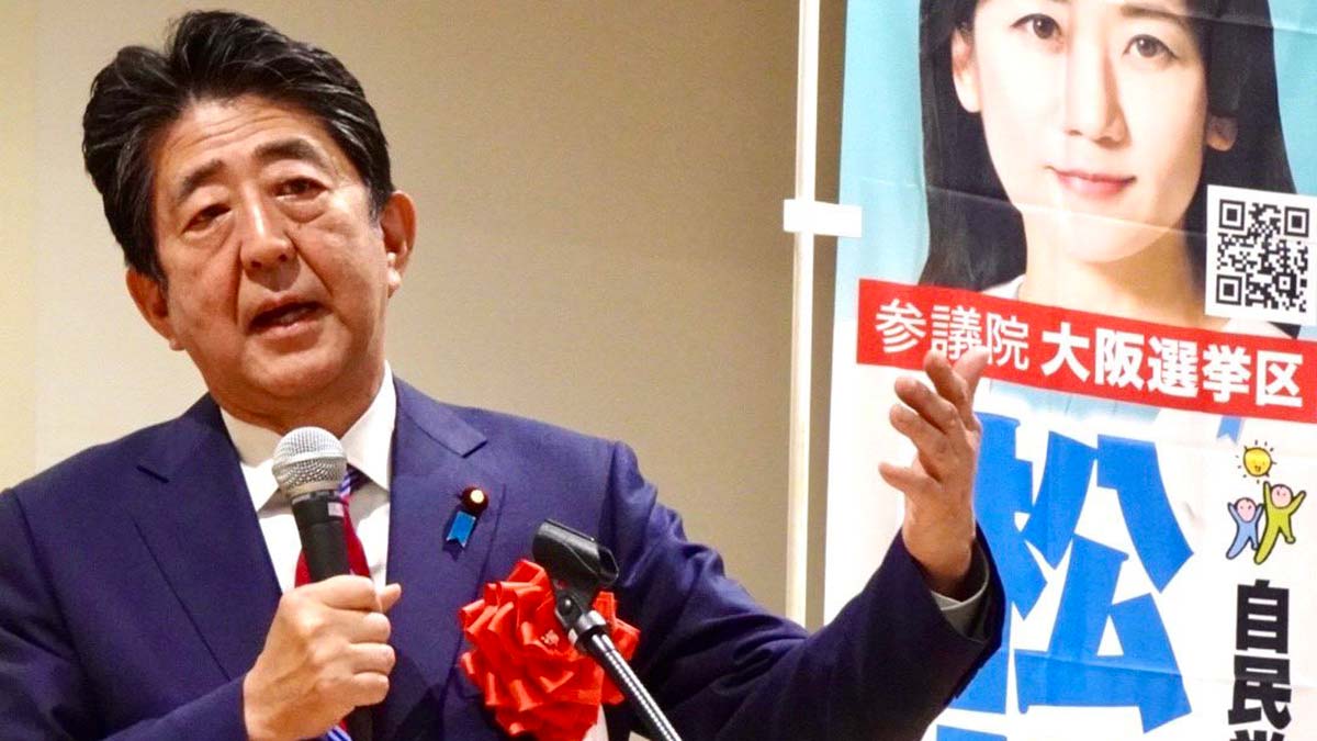 Şinzo Abe hayatını kaybetti