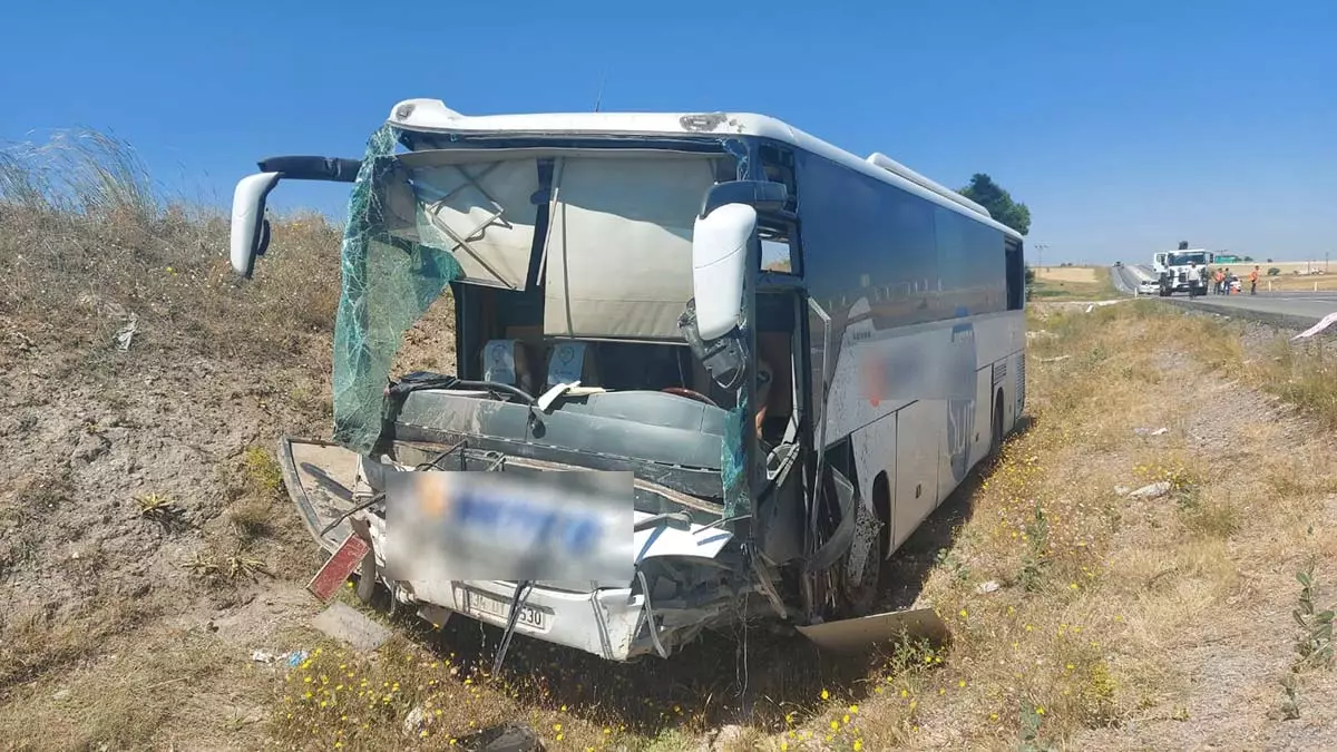 Malatya kara yolunda kaza; 12 yaralı