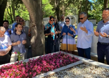 Kemal Sunal vefatının 22'nci yılında anıldı
