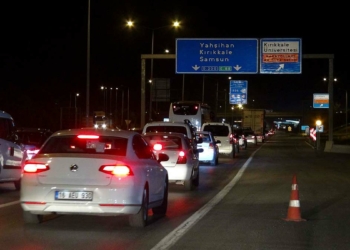 'Kilit kavşak' Kırıkkale'de bayram yoğunluğu