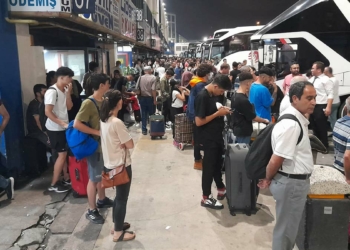 Otogarda yoğunluk devam ediyor