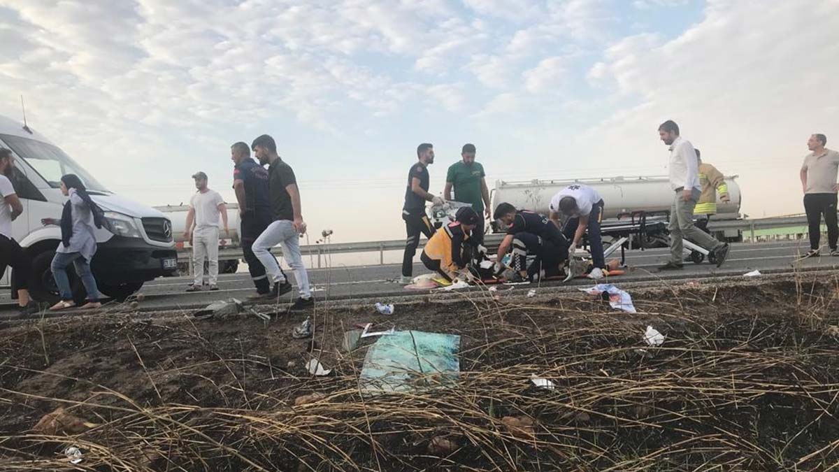 Trafik kazalarında 28 kişi hayatını kaybetti