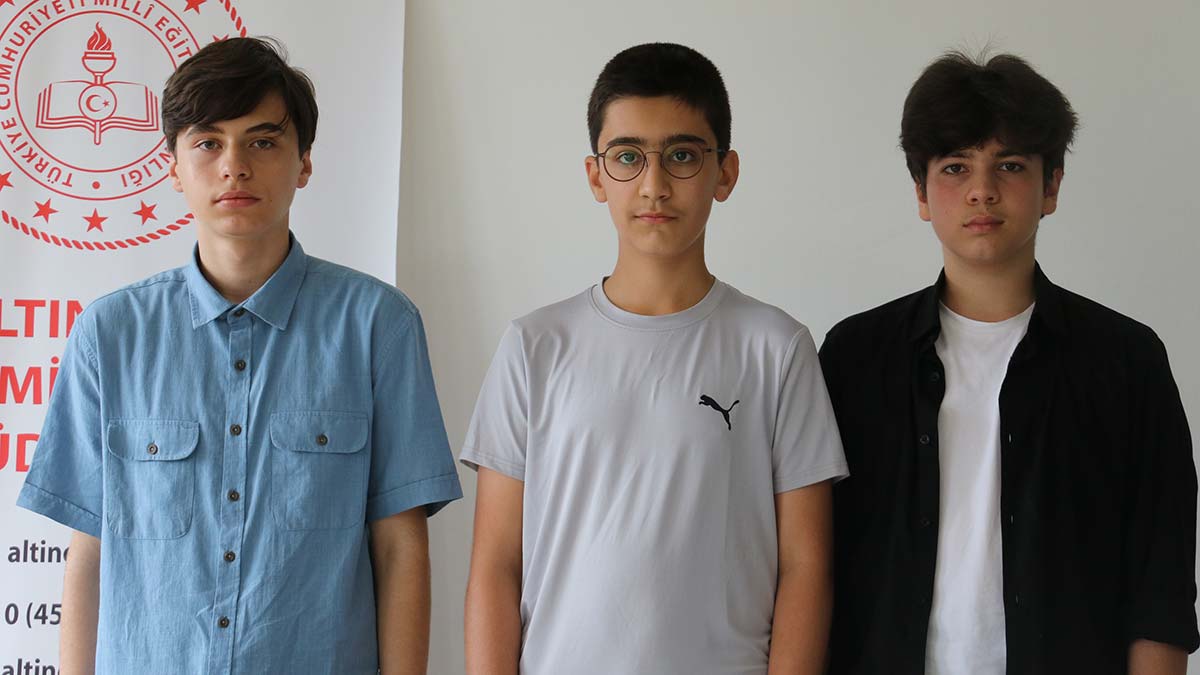 Ordu'dan 3 öğrenci LGS'de Türkiye birincileri arasında