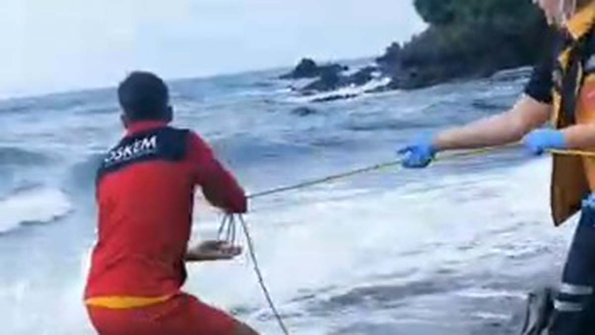 Boğulma tehlikesi geçiren Yücel kurtarıldı