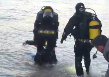Otomobil baraj gölüne devrildi; 2 kişi öldü