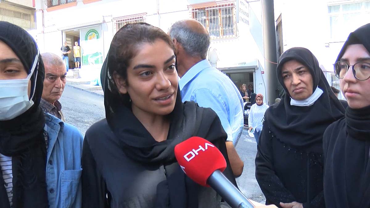 Bağcılar'da ağaçlık alanda ölü bulunan Pınar Damar'ın katili Metin Aydın'la ilgili yeni detaylar ortaya çıkarken, Pınar'ın ailesi, aralarında ilişki olduğu yönündeki iddiaların iftira olduğunu söyledi.