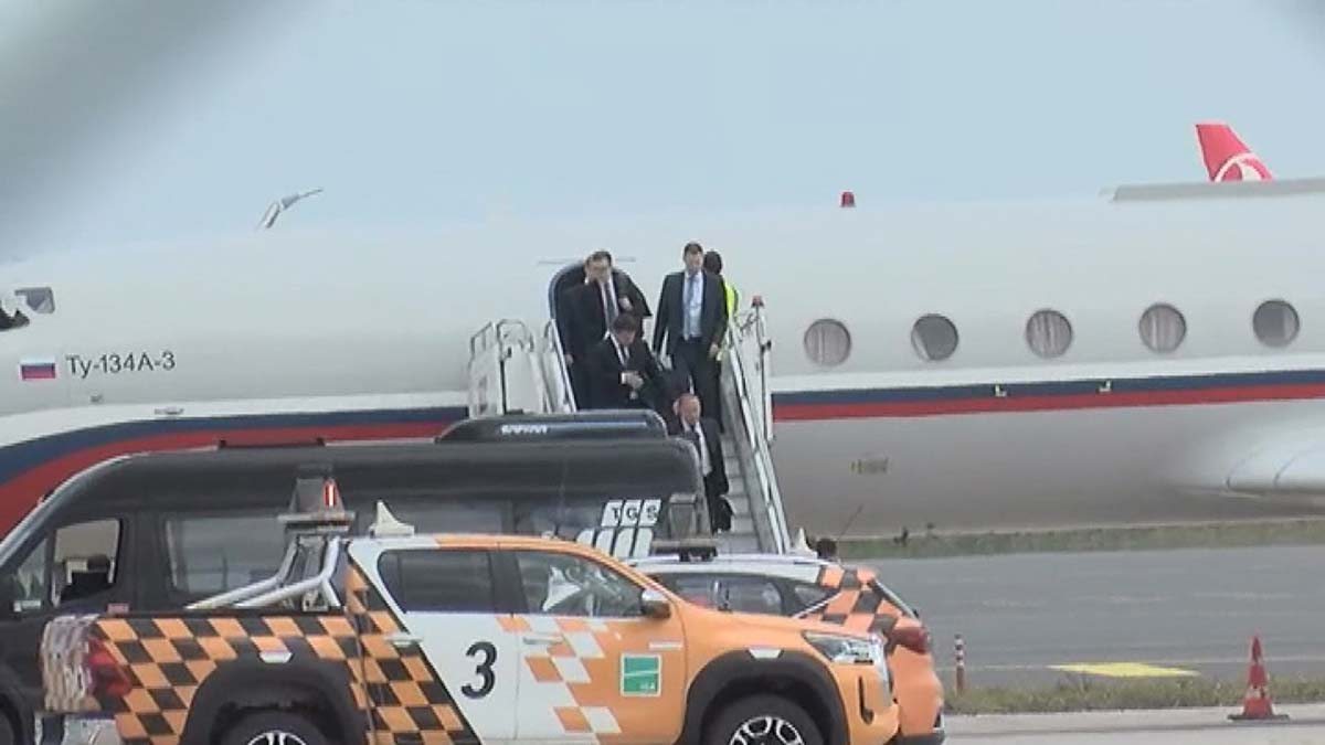 Rus heyeti İstanbul Havalimanı'na indi