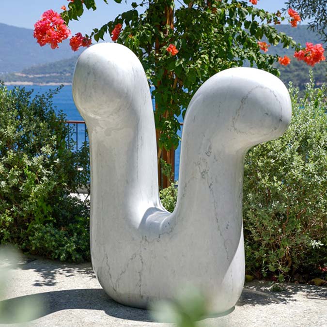 Doğayla sanatı buluşturan Harmony sergisi kapılarını ziyaretçilerine açtı. Küratörlüğünü Selcan Atılgan’ın üstlendiği ve 4 Eylül Pazar gününe kadar sürecek ‘Harmony’ sergisinin Bodrum Loft’da düzenlenen açılış davetine iş, sanat ve cemiyet hayatının önde gelen isimleri katıldı.