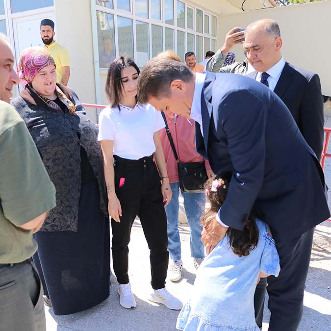 İngiltere'deki başbakan adayı ülkemize dil uzatamaz