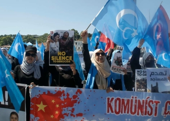 Sarıyer'de Urumçi katliamı protestosu
