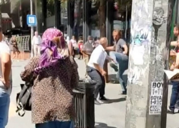 Şişli'de otobüs şoförleri tekme tokat kavga etti