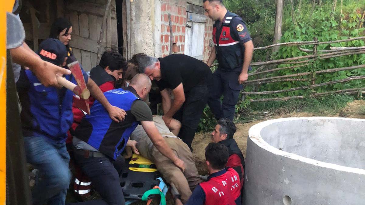 Su kuyusu için kazılan çukura düştü