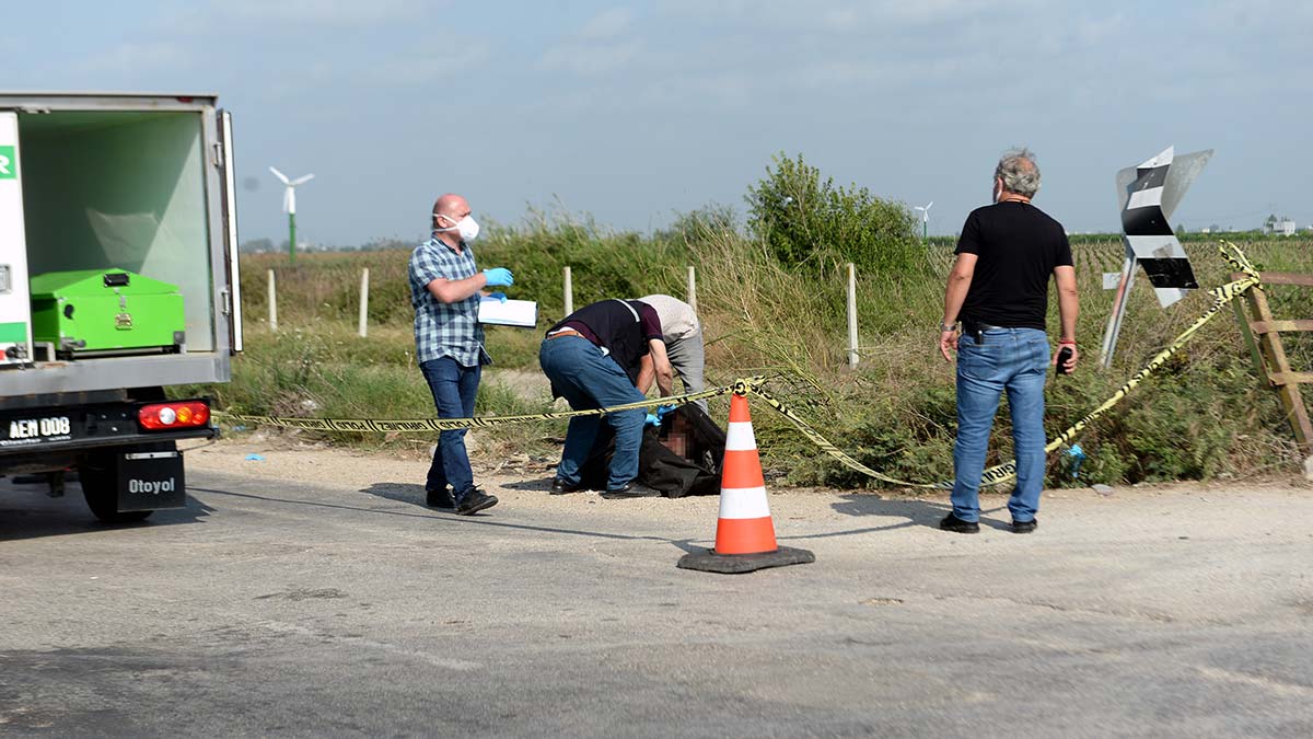 Adana'da sulama kanalında erkek cesedi bulundu