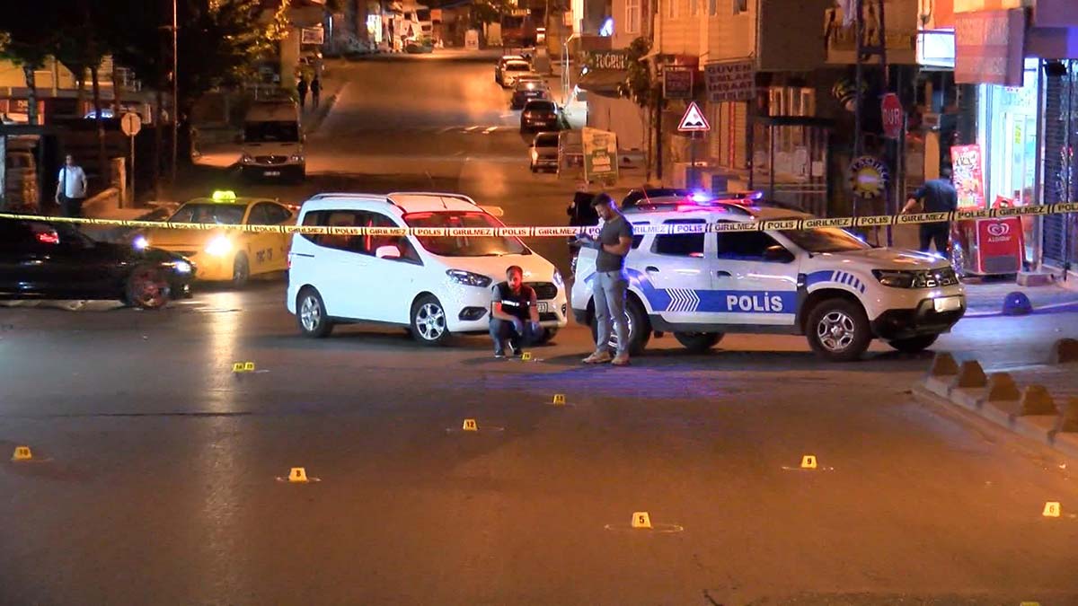 Taksi durağına kurşun yağdırdılar