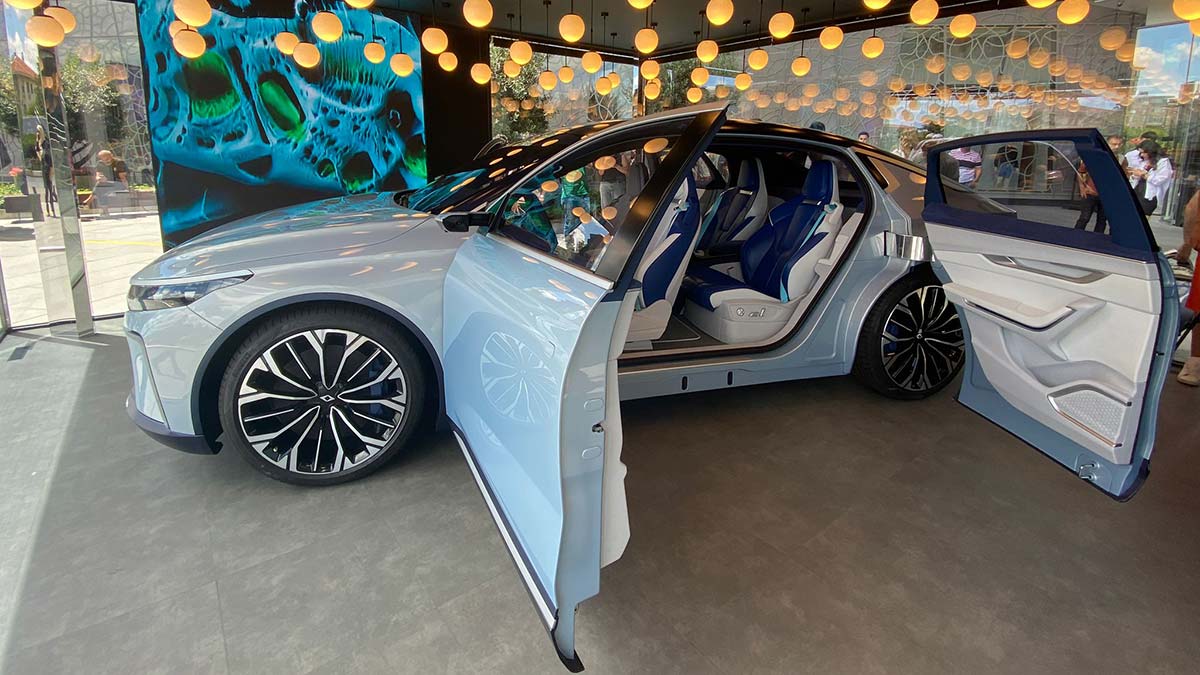 TOGG'un Konsept Akıllı Cihazı sergileniyor