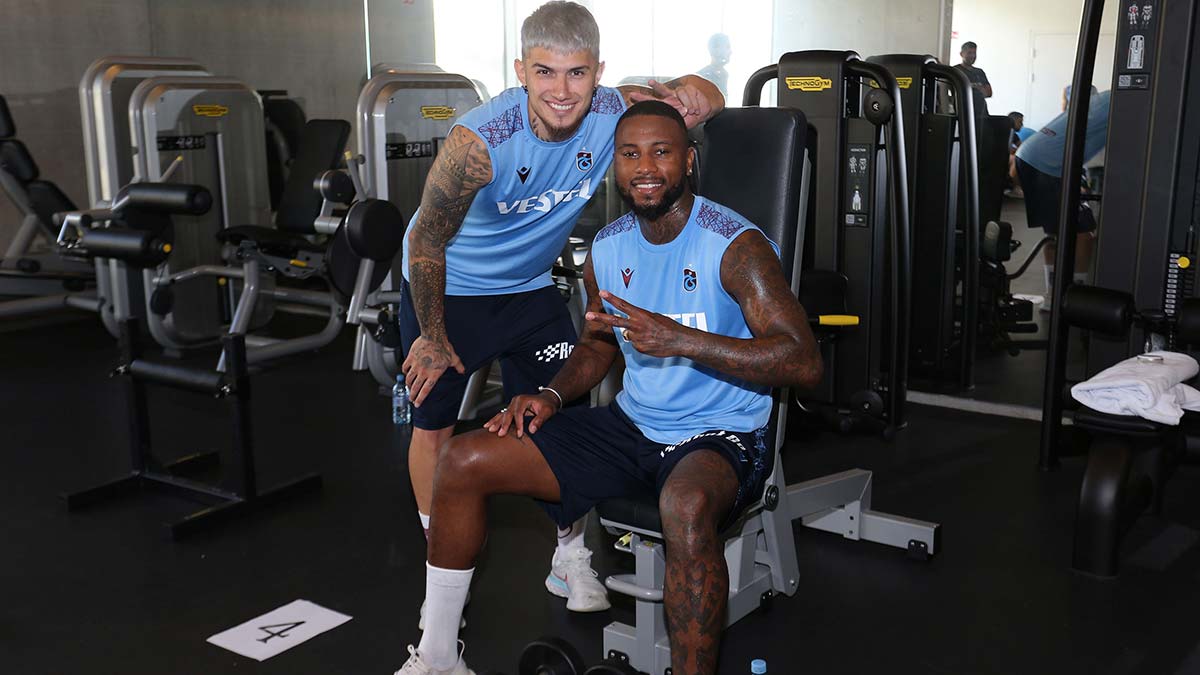 Djaniny ve Vitor Hugo Slovenya kampında