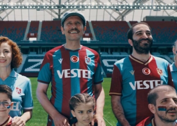 Trabzonspor 2022-23 sezonu formaları tanıtıldı