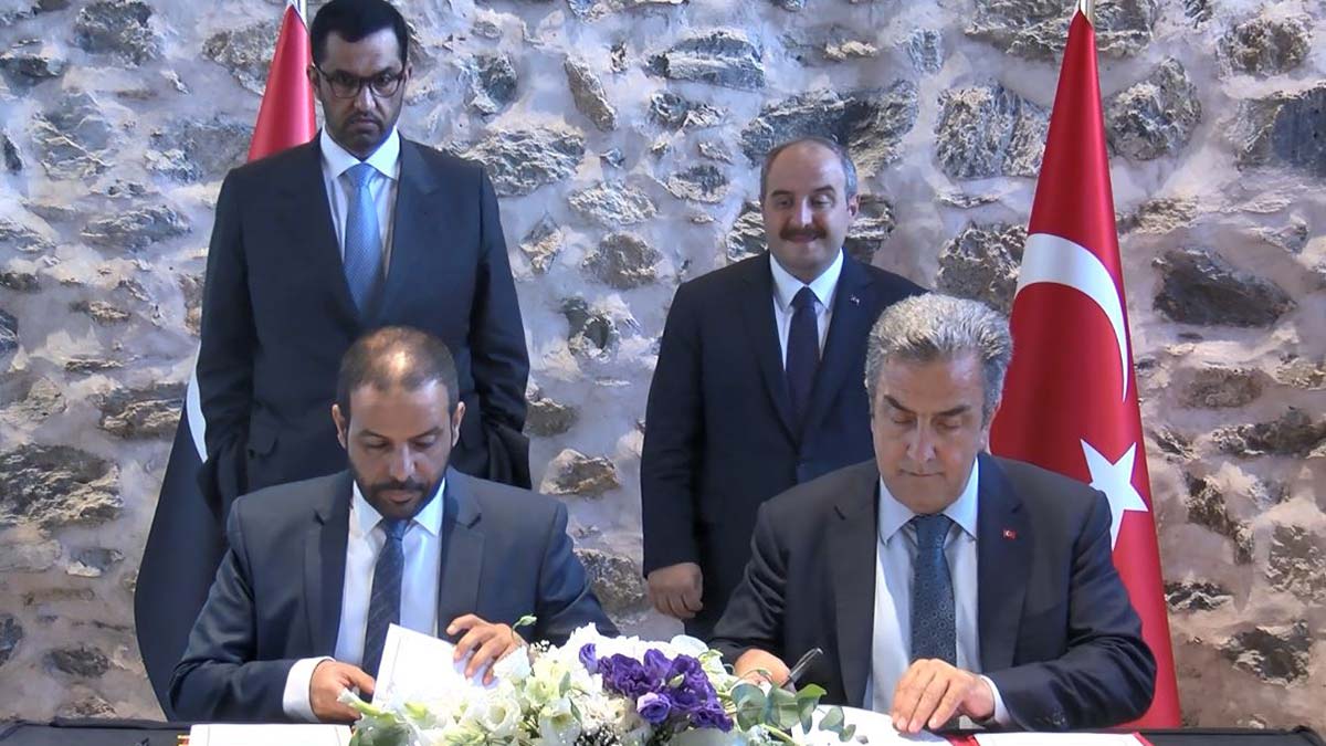 Türkiye-BAE arasında uzay alanında iş birliği