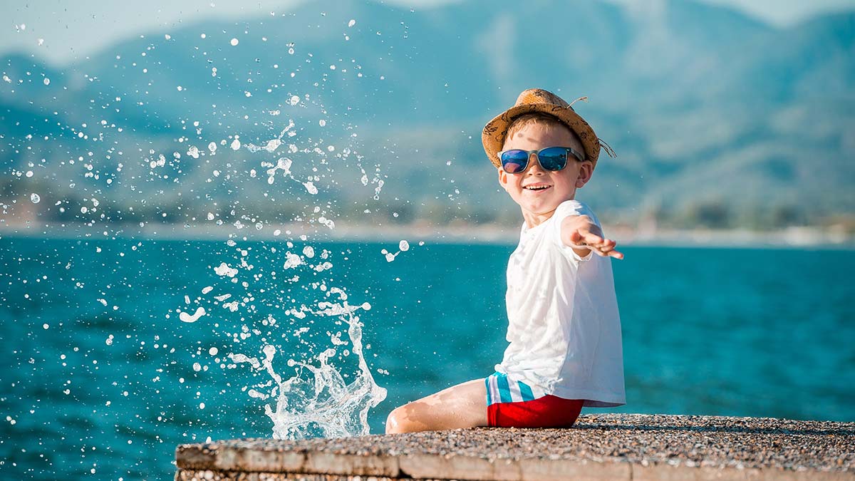 Çocuklara uygun güneş kremleri nasıl seçilmeli?