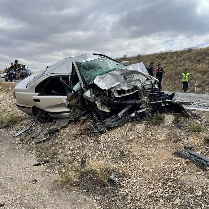 Yozgat'ta trafik kazası; 2 ölü