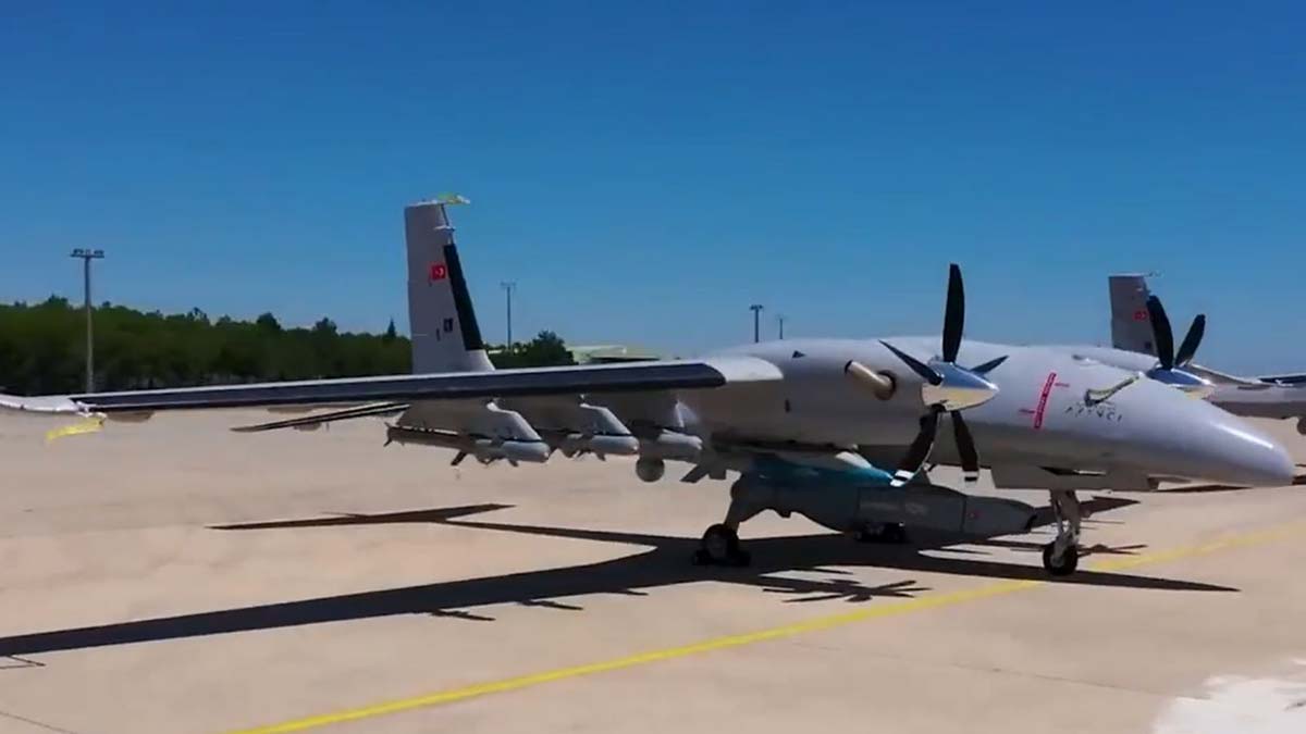 3 Akıncı TİHA, Hava Kuvvetleri'ne teslim edildi