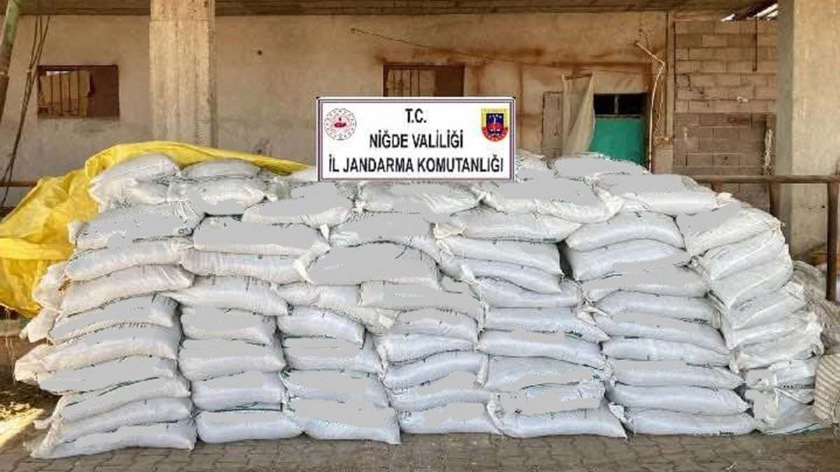 Niğde'de sahte gübre operasyonu