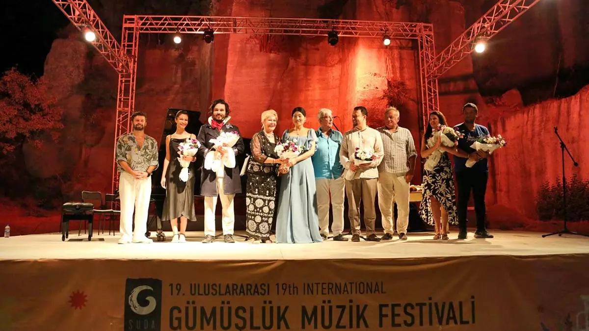 Akademisyenlerden teatral konser 1 - kültür ve sanat - haberton