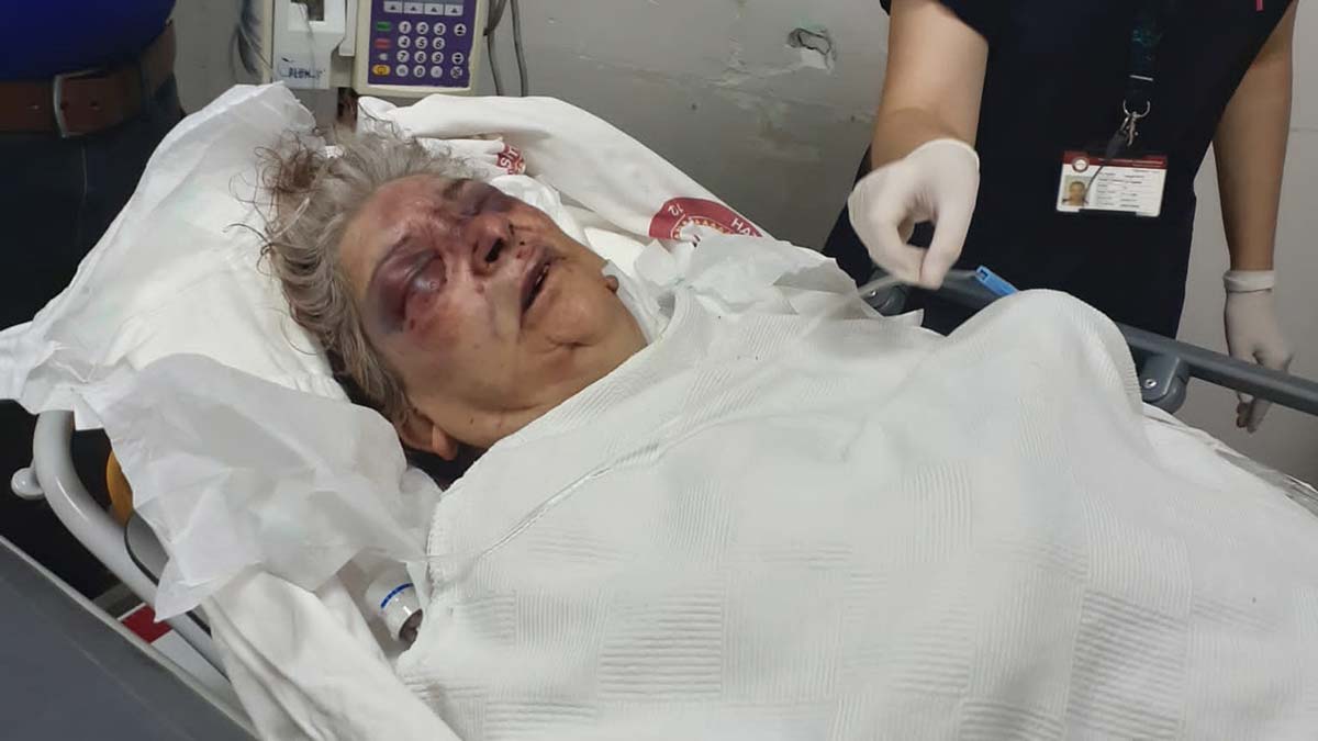 Akrabasını 34 yerinden bıçaklayıp parasını gasbetti