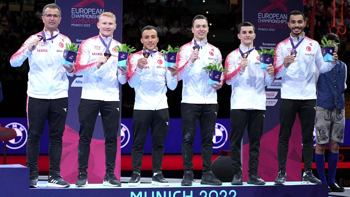 Artistik cimnastikte İzmir'in gurur tablosu